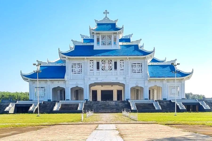 Xe Huế - La Vang